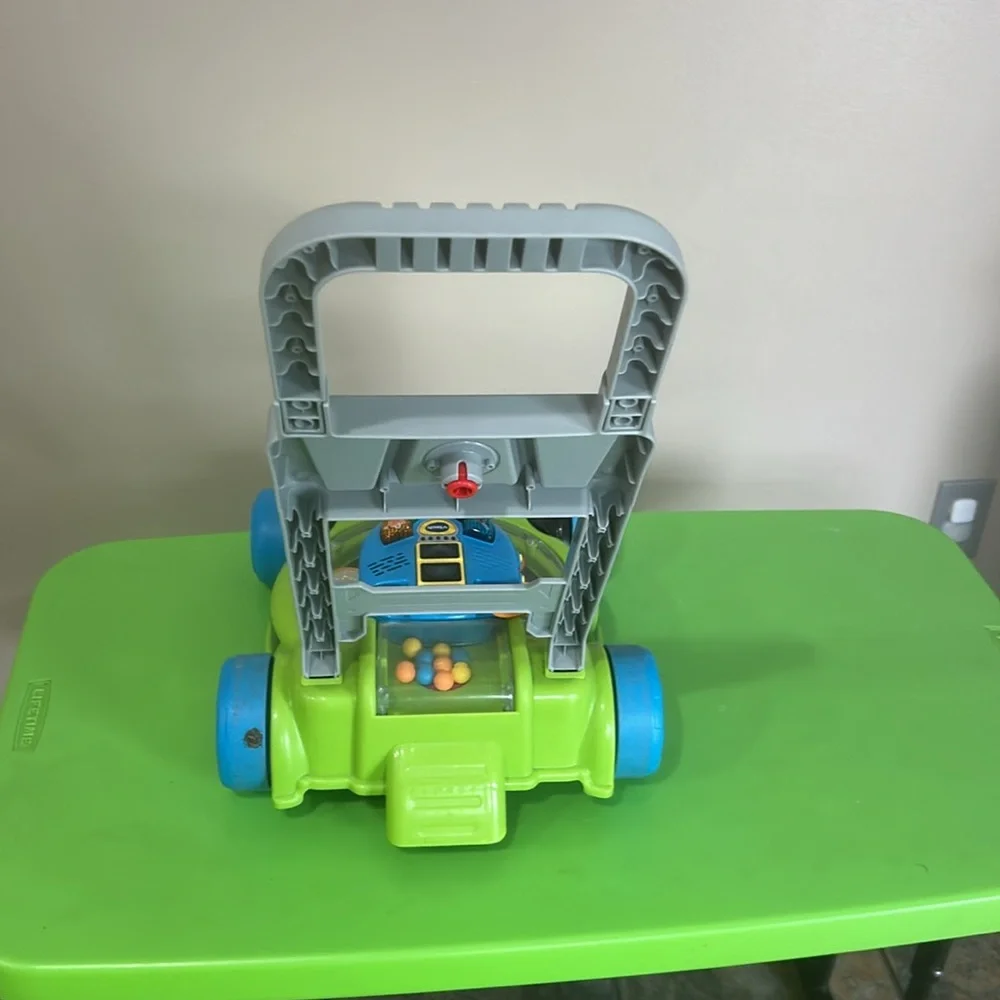 Vtech toddler lawnmower toy - Picture 2 of 4